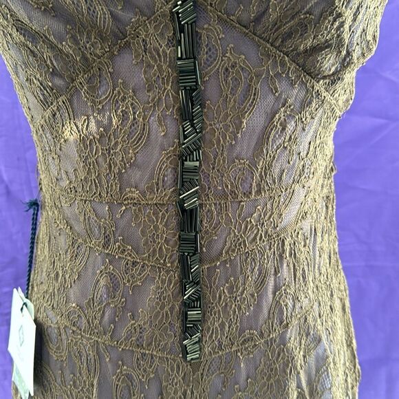 Lavender Label by Vera Wang purple with brown lace overlay - Picture 5 of 8